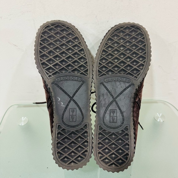 Aerosoles Woman's Umpire Lace‎ Up Brown Faux Fur Ankle Boots Sz 7 - Picture 7 of 8